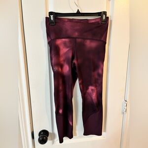 Under Armour Burgundy Pink Tie-Dye Athletic Compression Leggings Women’s Medium